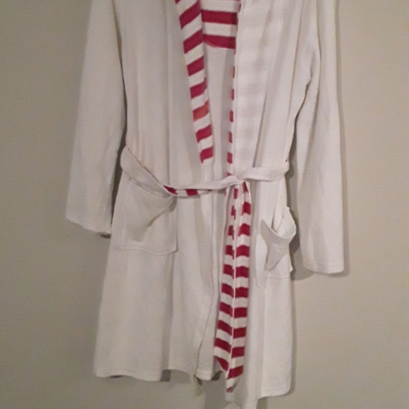 La Vie En Rose Intimates & Sleepwear La Vie En Rose Womens Bath Robe